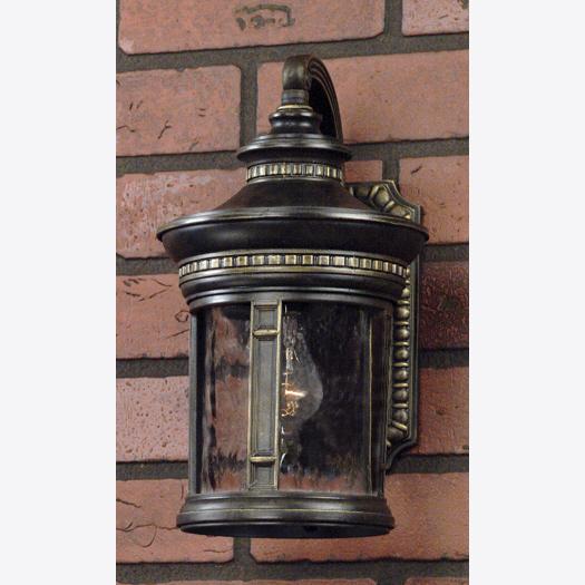 WALL LANTERN